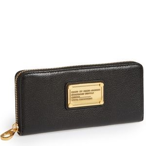 Marc by Marc Jacobs Classic Q-Slim Zip Wallet